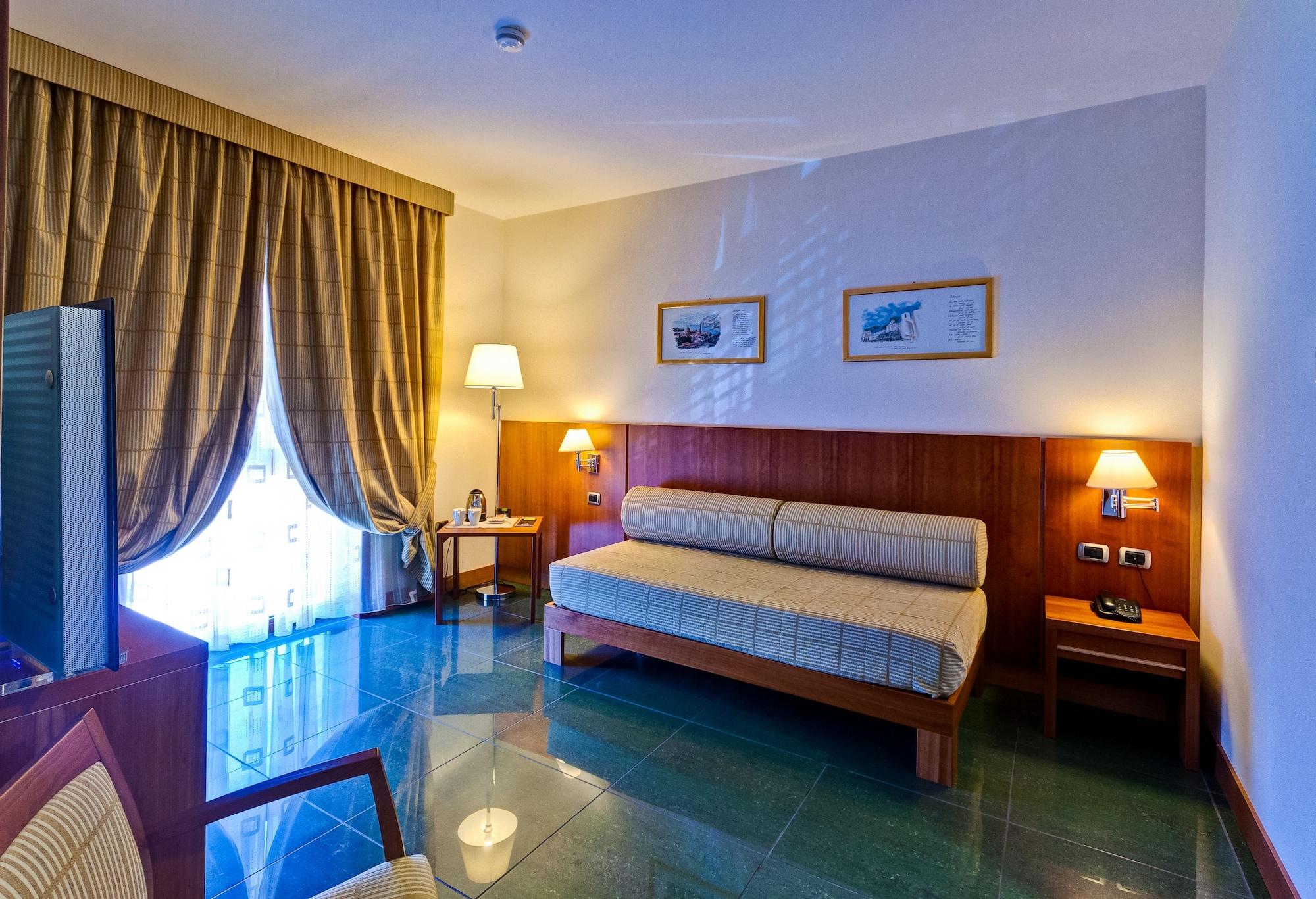 Hotel Dei Principati Baronissi Ngoại thất bức ảnh