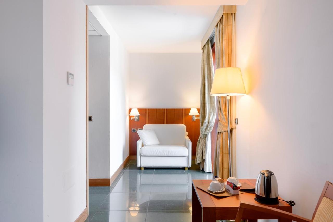 Hotel Dei Principati Baronissi Ngoại thất bức ảnh