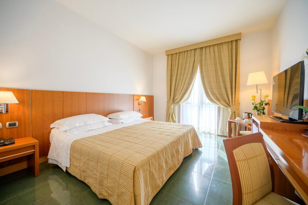 Hotel Dei Principati Baronissi Ngoại thất bức ảnh